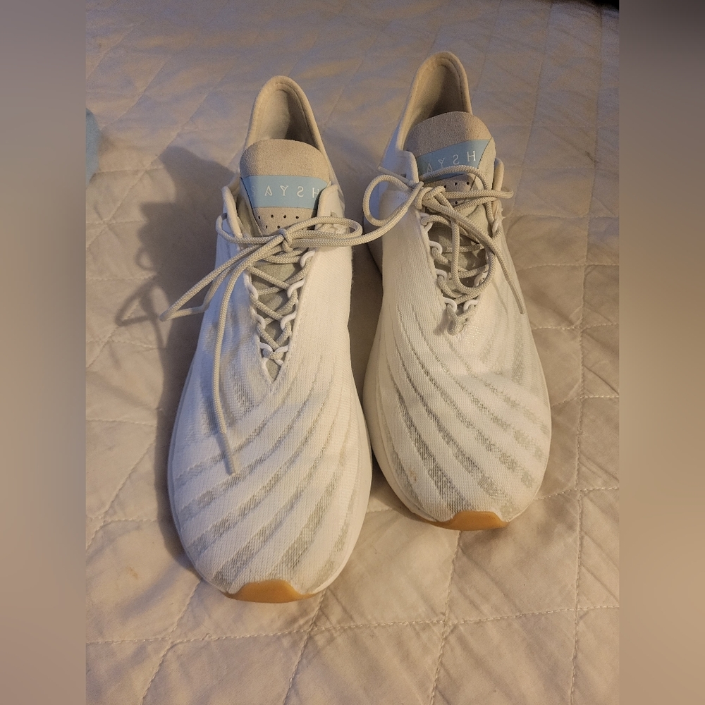 Saysh trainers, size 8 from Athleta